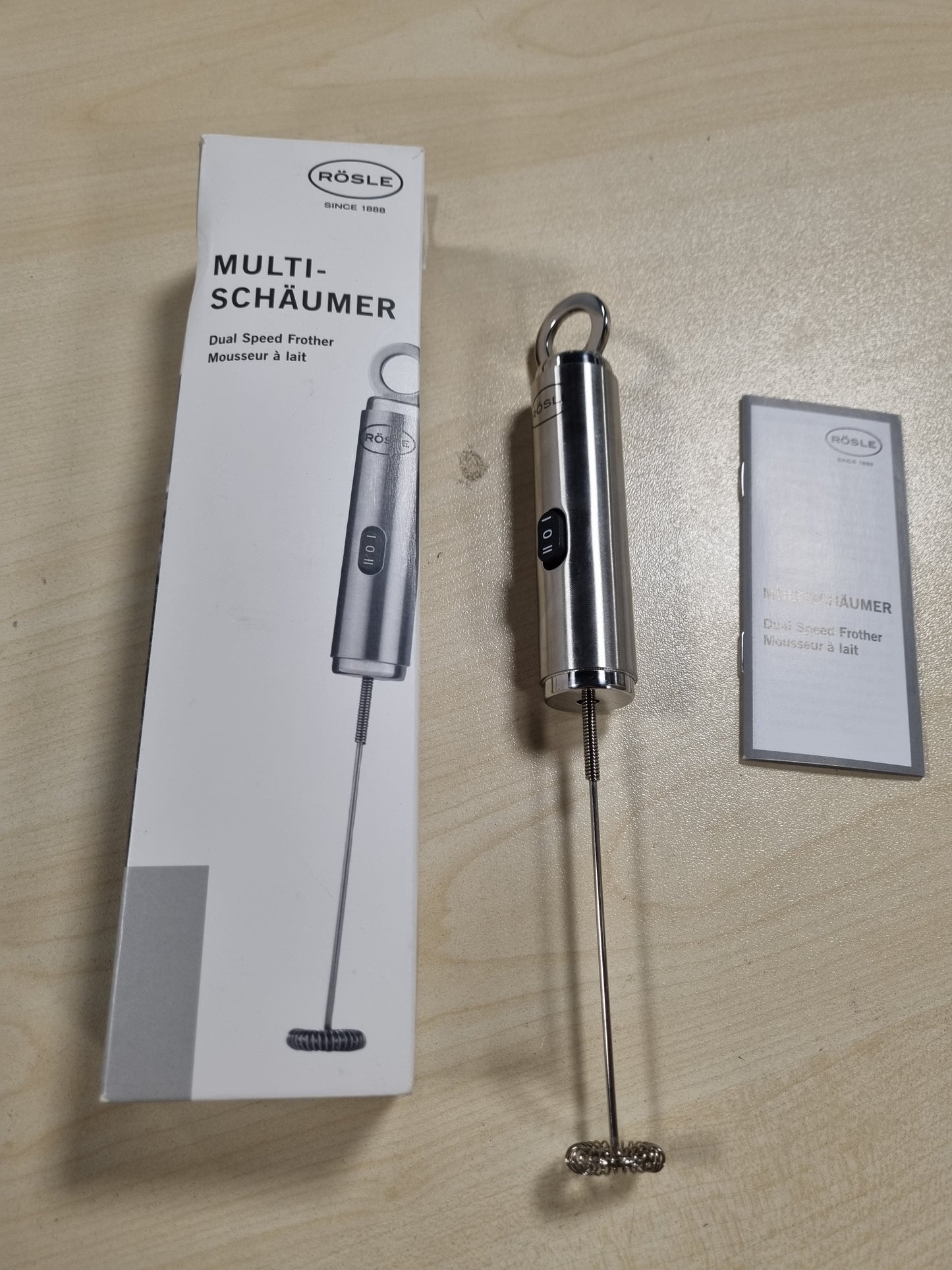 221903 - RÖSLE Shkumëzues shumëfunksional elektrik për shkumë qumështi dhe vinaigrette, 2 cilësime shpejtësie, çelik inox 18/10, argjend/i zi