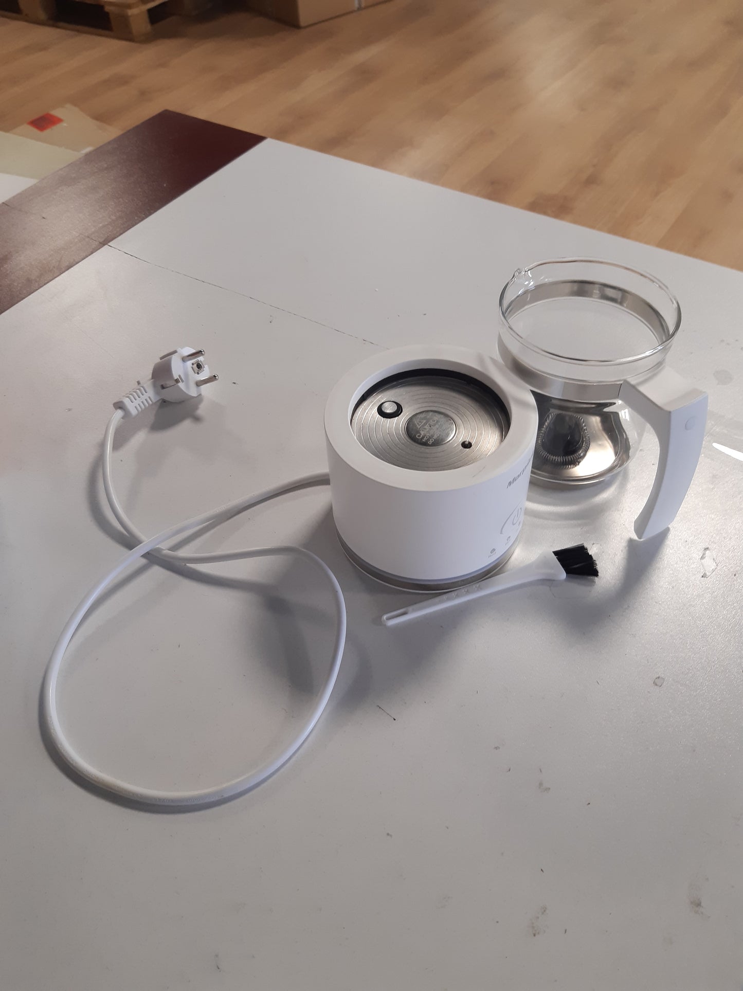 221599 - MORPILOT Shkumëzues Qumështi Elektrik 4-në-1, 600W, 500ml, i Bardhë