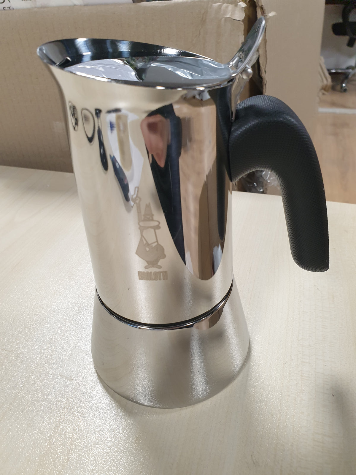 240240 - BIALETTI Makinë espresso Venus Induction, çelik inox, për 4 filxhanë kafeje (170 ml), argjendi