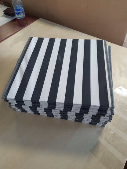 222019 - AMAZON BASICS Kub Ruajtës prej Pëlhure i Palosshëm me Doreza, Set me 6 copë, Model me Vija, i Bardhë dhe Gri i Çelët, 33 x 33 x 33 cm