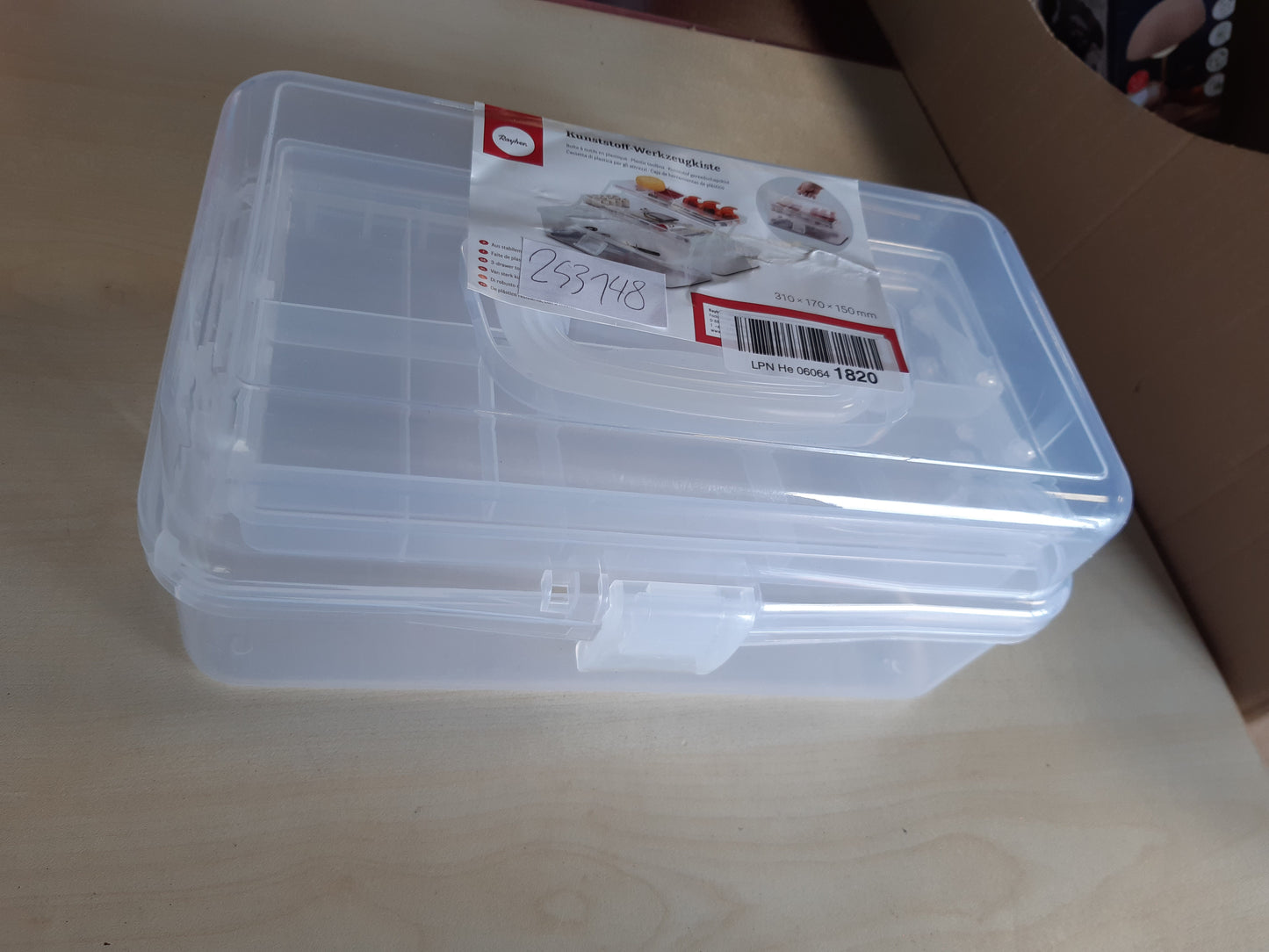 253148 - RAYHER Kuti Ruajtjeje Plastike Veglash me Dorezë Mbajtëse, 3 Nivele, 31 x 17 x 15 cm, Transparente