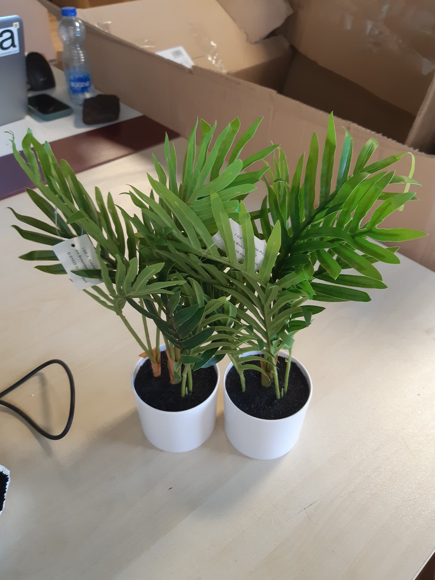214375 - FLAIR Bimë Artificiale Tropikale Mini e Vogël me Dizajn Areca, 30 cm