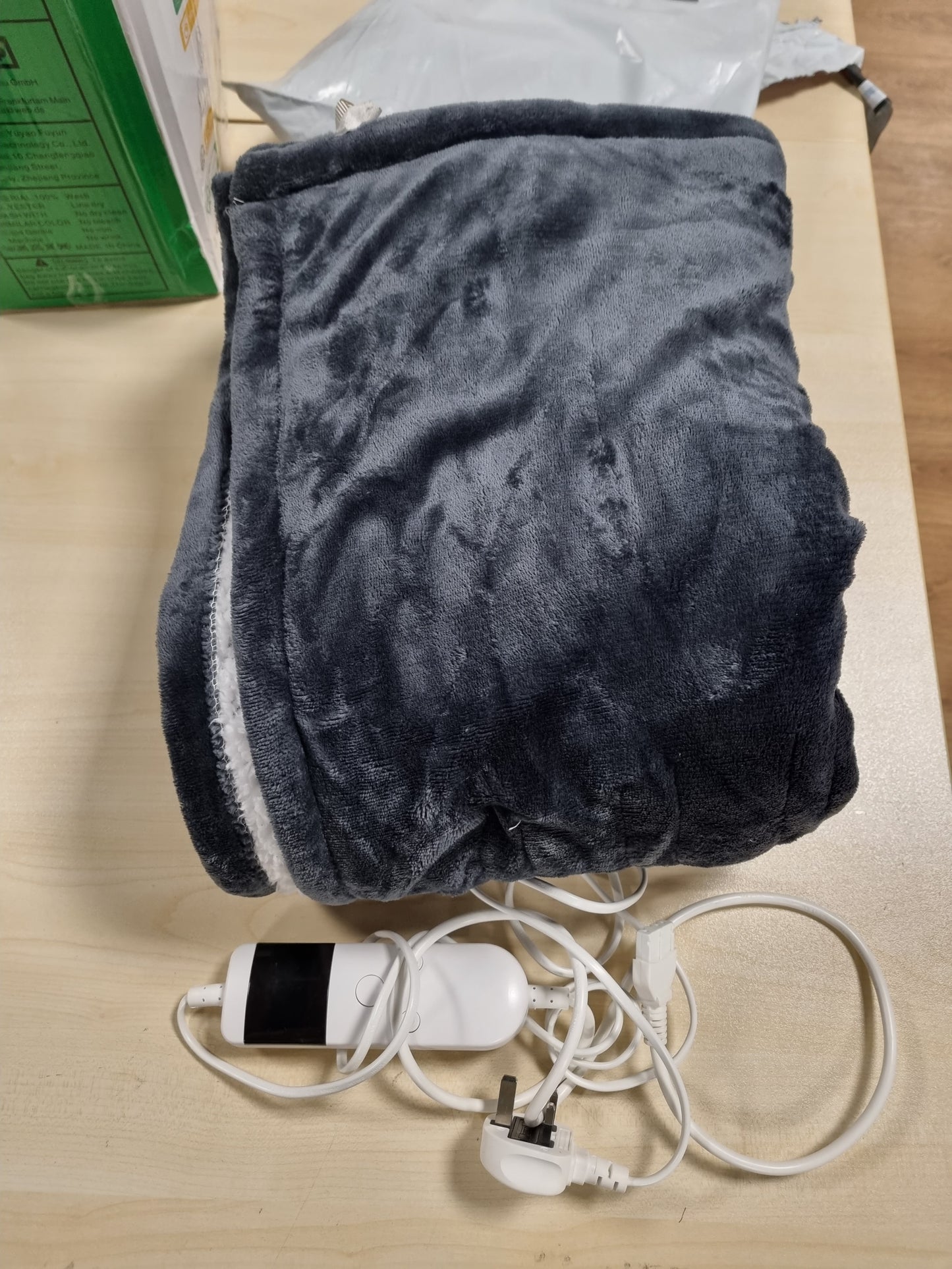 232313 - QIERYUN Batanije elektrike me ngrohje 130x160cm, e lahet në lavatriçe, prej leshi dhe Sherpa, me kontrollues dixhital, 10 cilësime ngrohjeje, fiket automatikisht pas 8 orësh