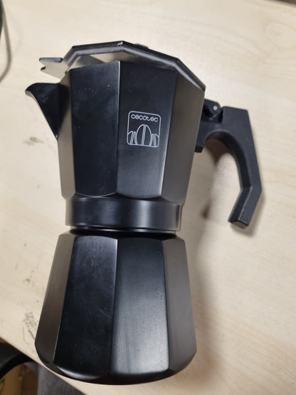 215651 - CECOTEC Makinë kafeje italiane Cumbia Mokclassic 600, 300 ml, alumini me kapacitet për 6 filxhanë kafe.