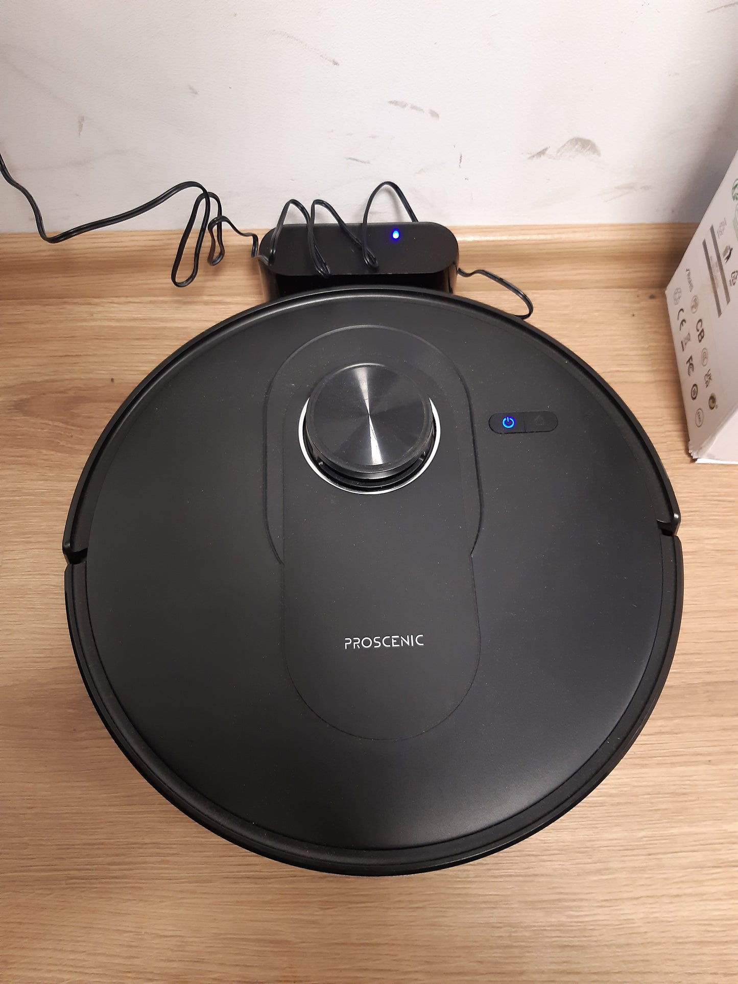 153020 - PROSCENIC Q8 Fshesë Robotike me Thithje 5000Pa, Bateri 200 Minuta, LiDAR Inteligjent, Dimenzionet Ultra të Holla 6cm, Mbrojtje Kundër Ngatërrimit të Qimeve | Përkrahnë App/Alexa/Wi-Fi, Përshtatet për Shtëpi dhe Kafshë Shtëpiake