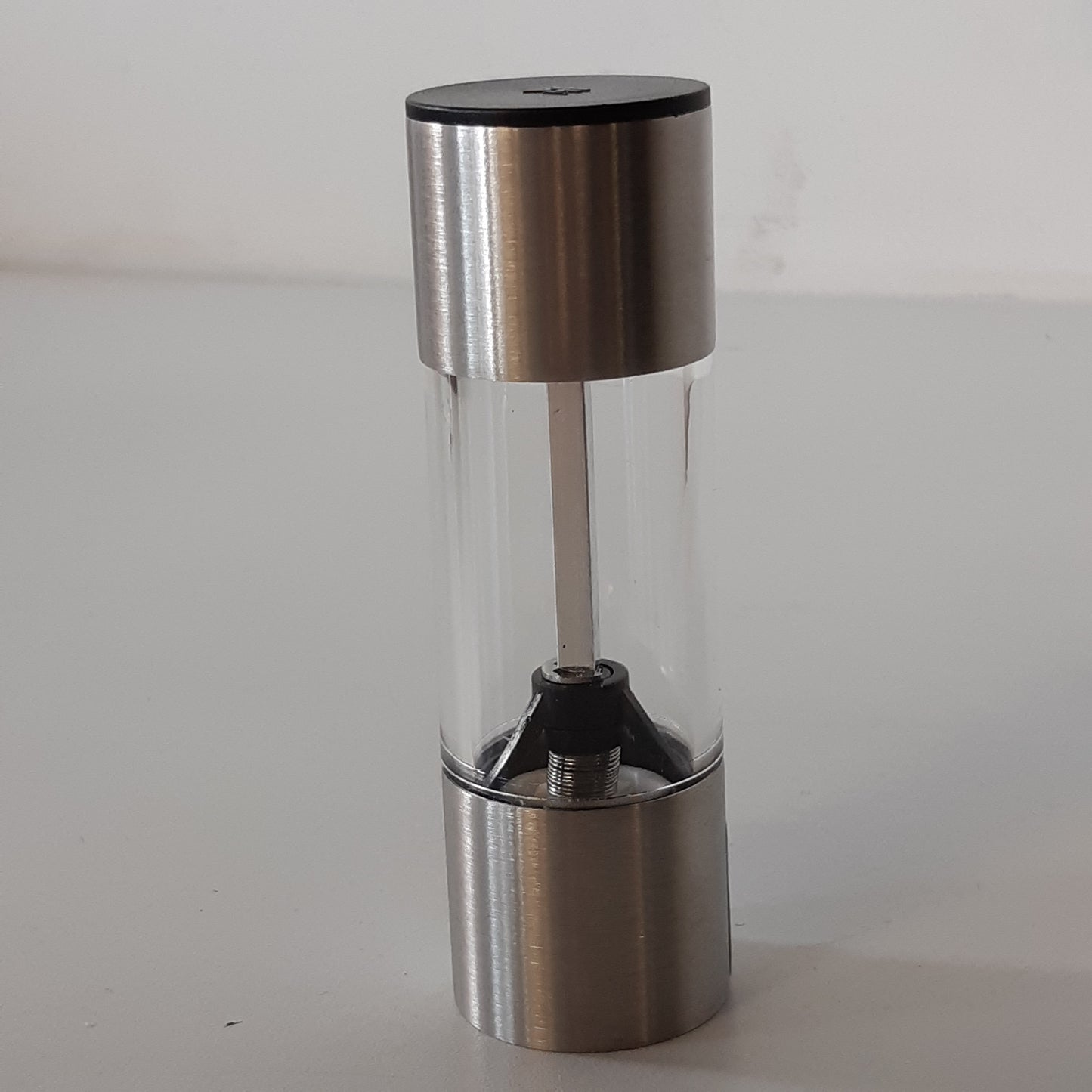 263619 - WMF Mini Mulliri i Erëzave, i vogël, 11 cm, bosh, çelik inox Cromargan, mekanizëm bluarjeje qeramik