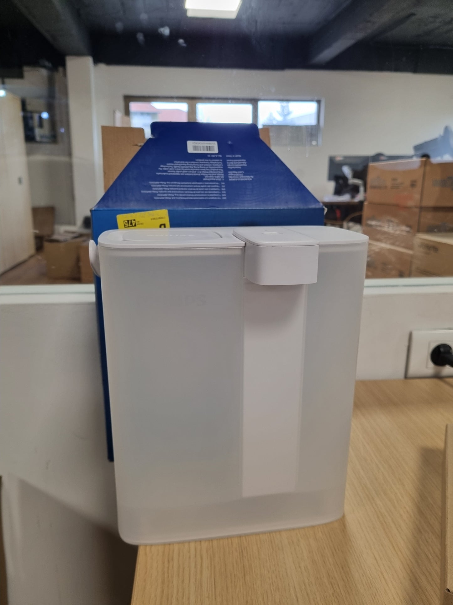 135209 - PHILIPS - Filtër uji Water Instant, Kapaciteti 3L, Ujë i pastër dhe me shije të shkëlqyer, 3× filtra Taste+, Zvogëlon klorin dhe plumbin, Ruan mineralet