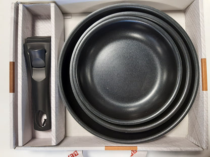 250889 - BERGNER Click&Cook Black Edition, Set tiganësh me 4 pjesë (18, 20 dhe 24 cm) + dorezë ergonomike, alumini i presuar, shtresë jo-ngjitëse