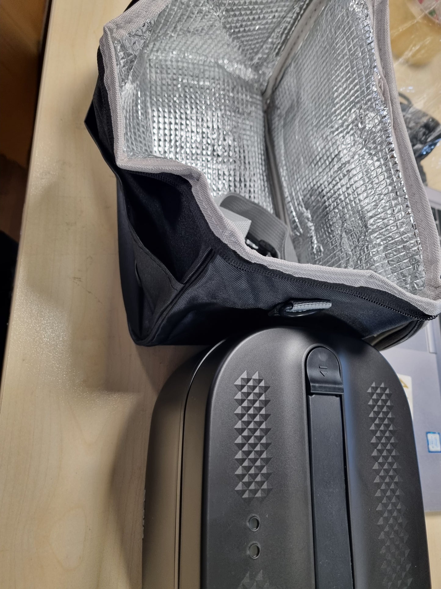 214036 - Kuti Dreke me Ngrohje, 100W, 1.5L, 12V/24V/220V