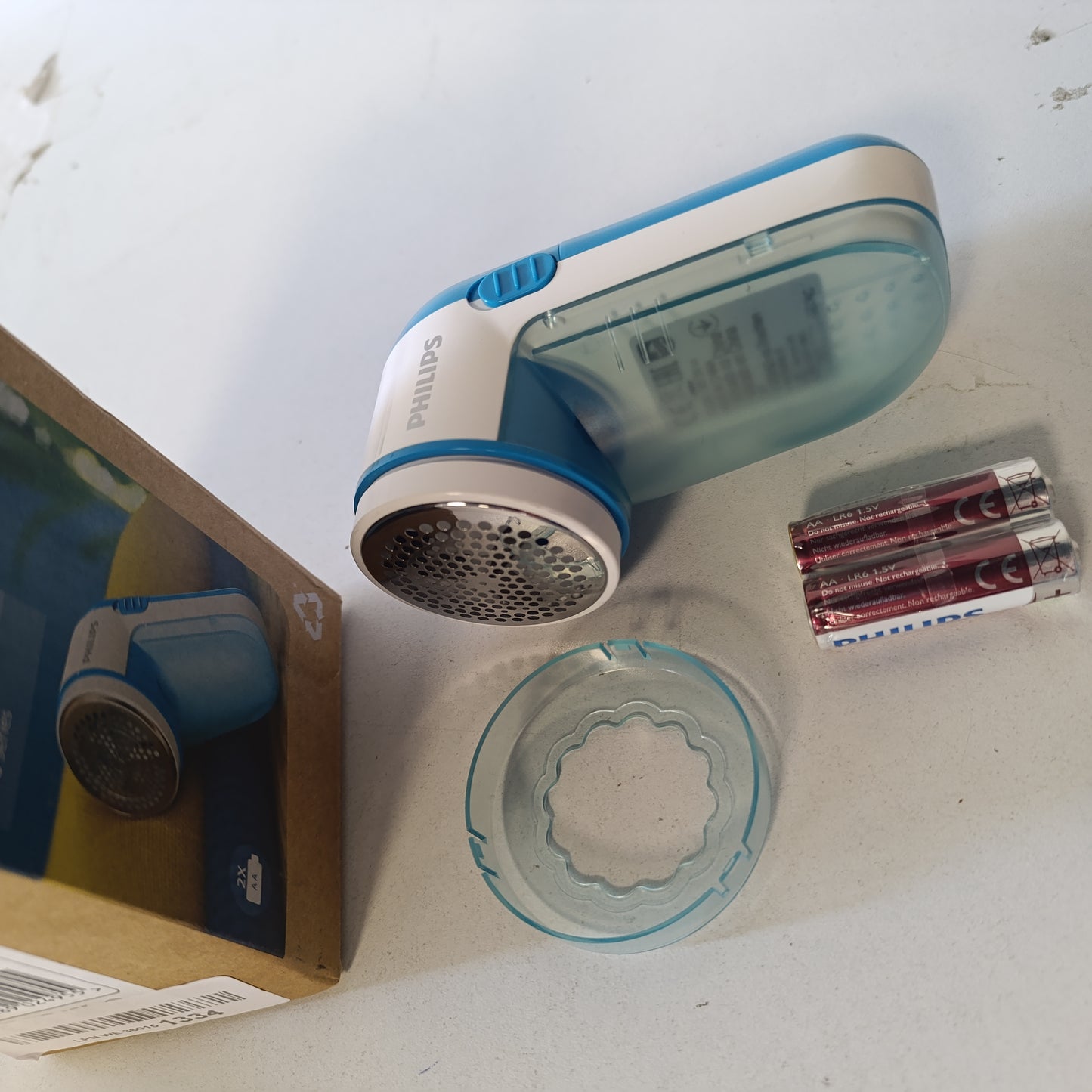 215814 - PHILIPS Makinë rroje për rroba, heq pilulat nga rrobat, Blu (GC026/00)
