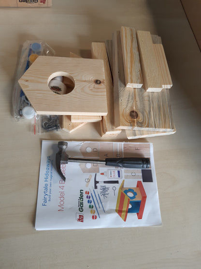 262372 - Ushqyes zogjsh ITA DIY për montim dhe lyerje - BirdieBuffet - Set i plotë shtëpie zogjsh me çekiç, gozhda, ngjyra për ndërtim dhe lyerje për fëmijë