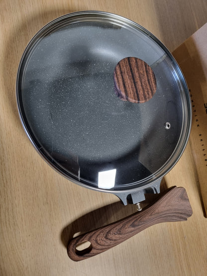 222595 - TIGAN SENSARTE 24 CM ME KAPAK, SHTRESË GRANITI JO-NGJITËSE, I SIGURT PËR LAVASTOVILJE