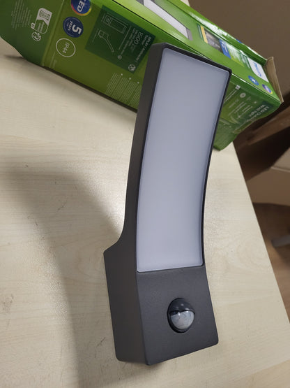 250210 - PHILIPS Dritë muri LED për jashtë, me sensor, 12W, antracit, dritë e bardhë e ngrohtë 2700K, IP44