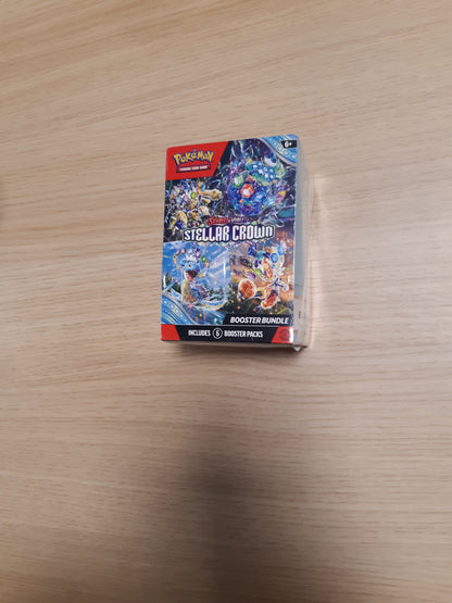 14640 -  Pokemon TCG: Scarlet & Violet—Pako Përforcuese e Kurorës Yjore (6 Paketa Përforcuese)