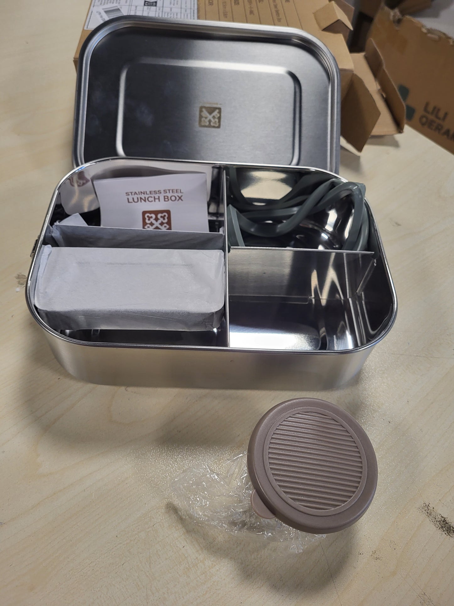 215581 - GOLDEN KEY Kuti Dreke prej Çeliku Inoks 1400ml për të Rritur, Kuti Dreke me Ndarje dhe Unazë Rezervë Silikoni, Enë Ushqimi e Papërshkueshme nga Derdhja