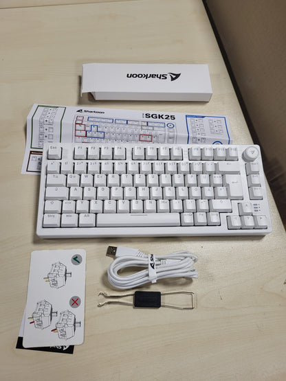 268036 - SHARKOON Skiller SGK25 RGB, Tastierë Lojërash, Paraqitje 75%, Ndërrim i Hot Swap, Çelësa Huano RED, e bardhë