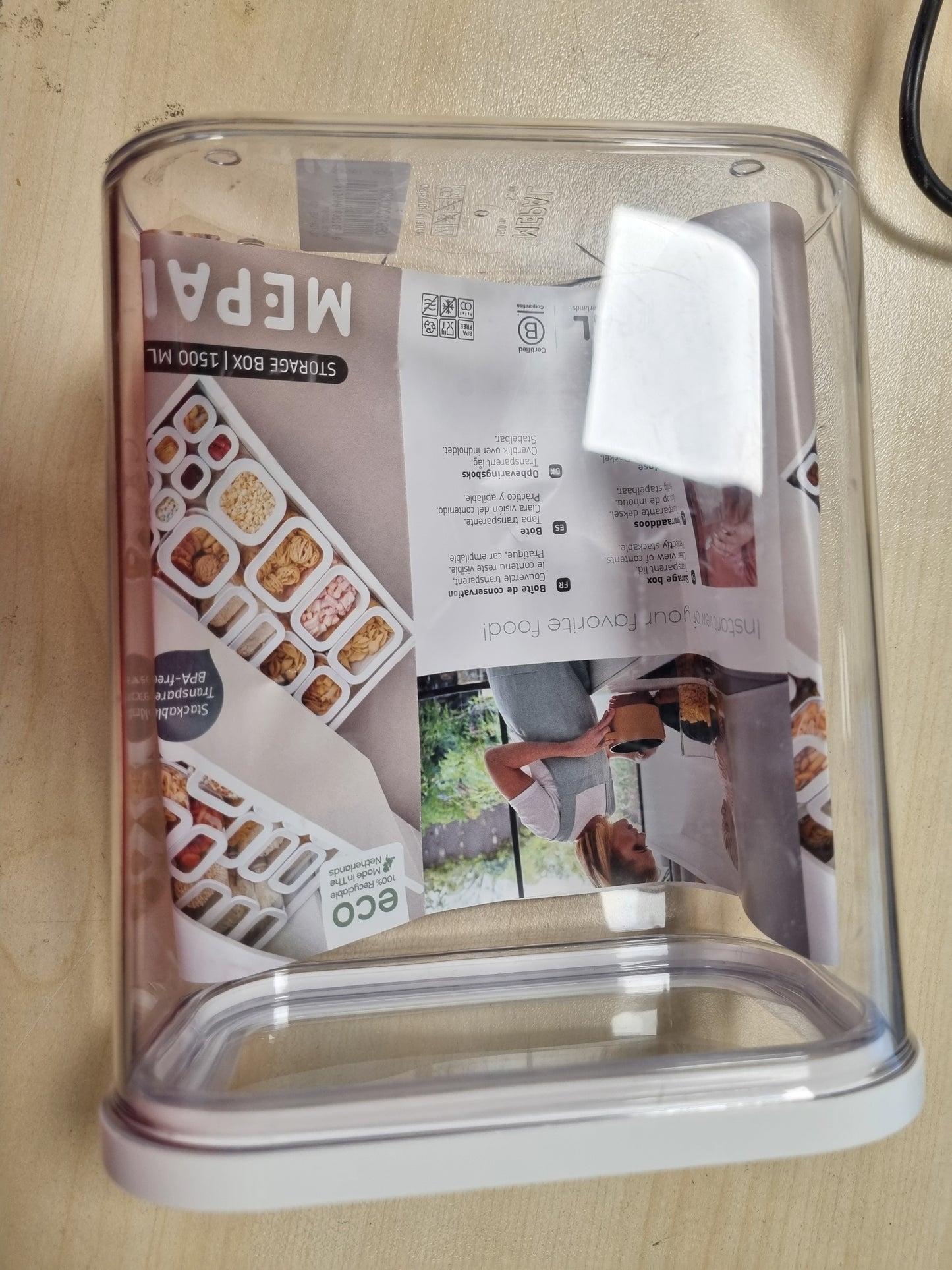 216431 - MEPAL ENË RUajtJE TRANSPARENTE ME KAPAK, 1500 ML, E BARDHË