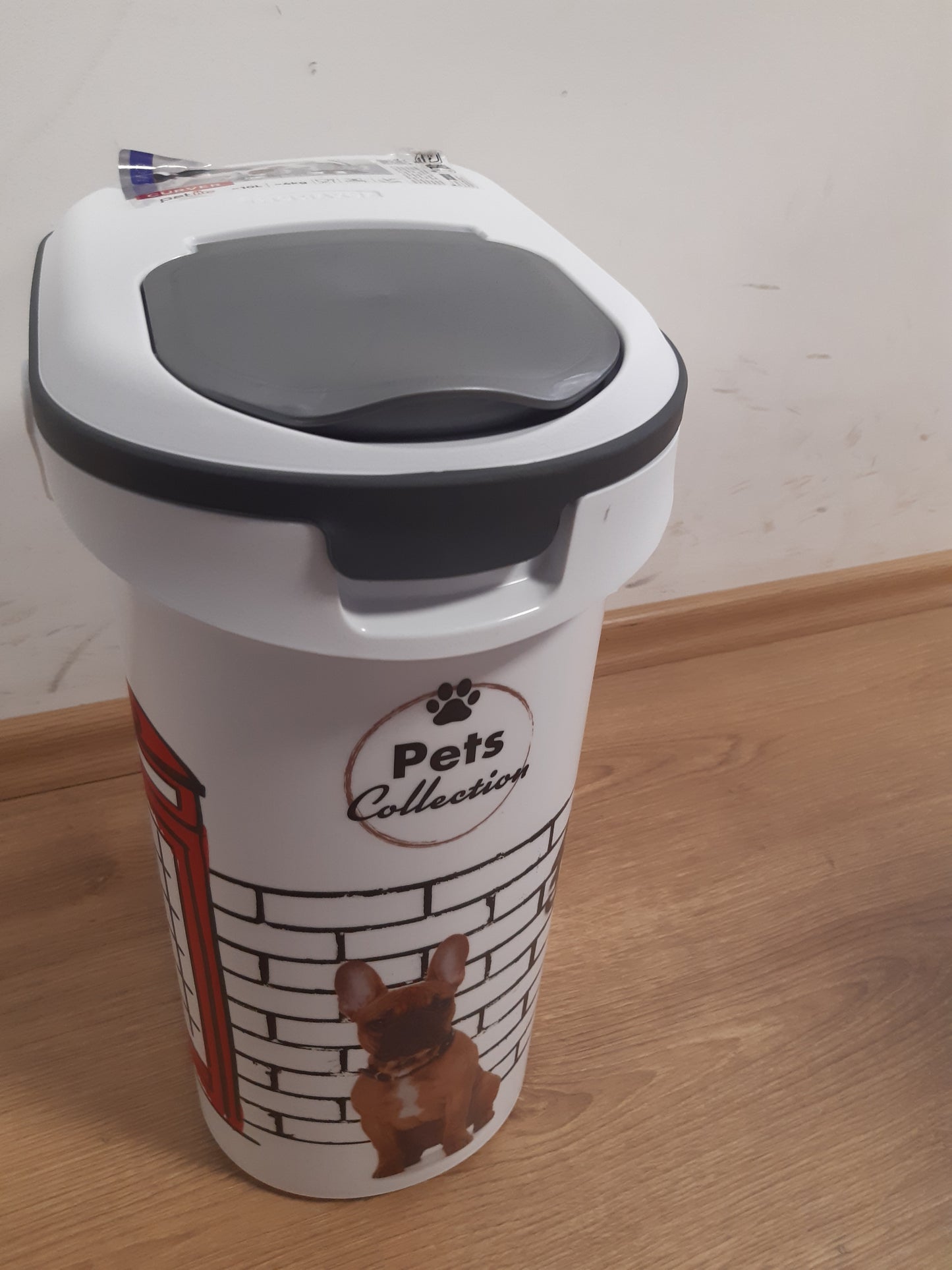 201069 - CURVER Enë për Ushqim për Qen, 10L/4KG, Mbledhje Kafshësh Shtëpiake, Rezistente ndaj Erërave, Hermetike, Dimenzionet 19 x 30 x 35 cm