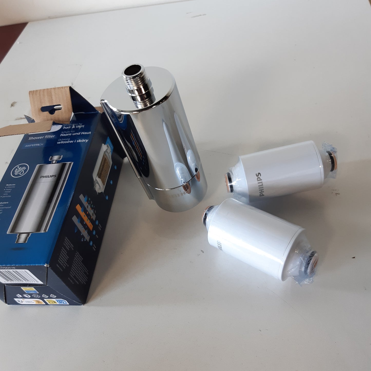 245236 - Philips Filtri i Dushit Inline për Ujë + 3 Fishekë Filtri Zëvendësues, Kapacitet filtri 50,000 L, Krom