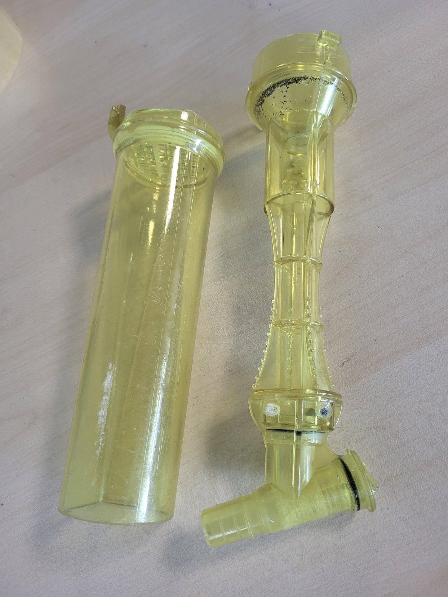 224013 - Tetra Pastrues fundor akuariumi GC 50 me tub, valvul ndezjeje të shpejtë, për akuariume 50-400 litra