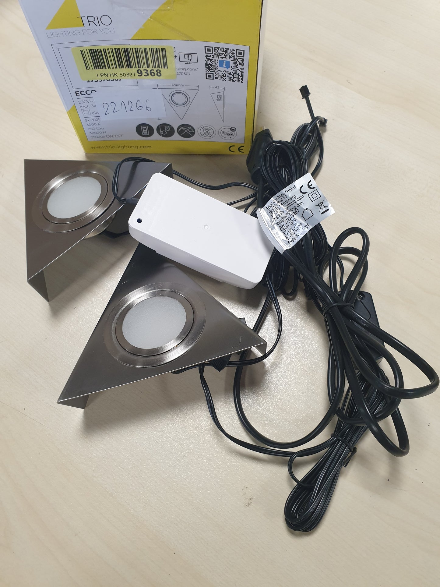 221266 - TRIO LIGHTING Set me 3 pjesë për ndriçim LED poshtë dollapit 273370307, metal nikel mat, LED 3 vat