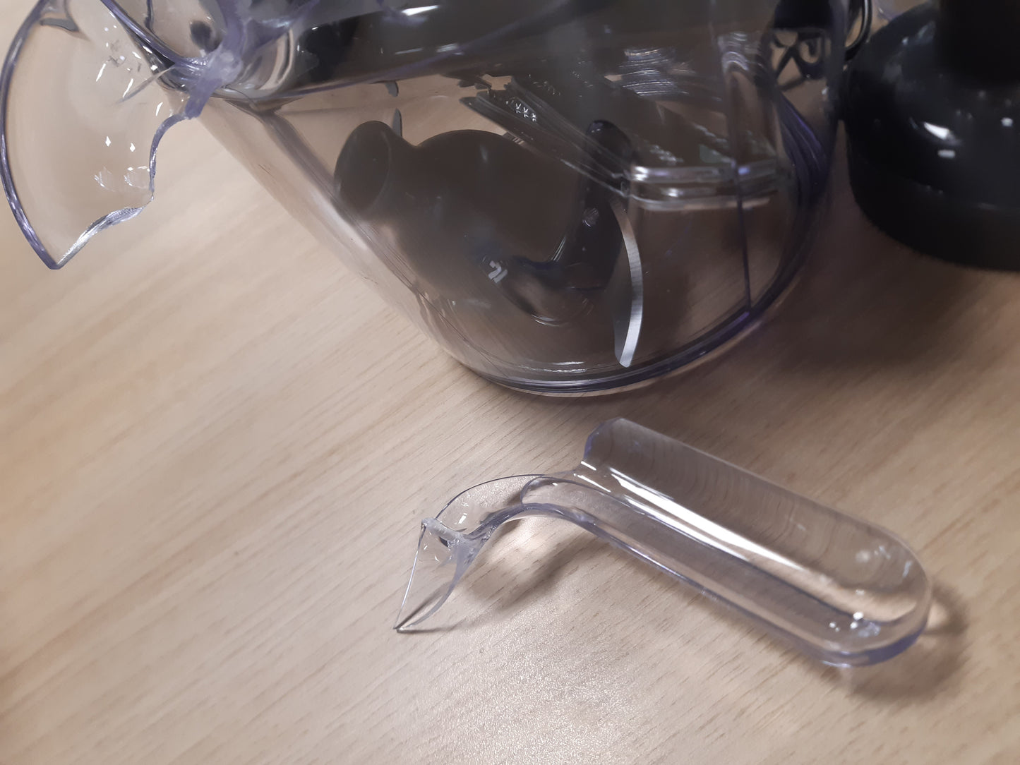 166718 - MOULINEX Blender Dore InfinyForce Pro, Powelix te Qendrueshem, 1200W, 5 Funksione, Shpejtesi e Rregullueshme, Kopetues dhe Rrahëse, Gote Matese, Komplet Aksesorësh, i Sigurt per Lavastovile, Modeli DD95JD10