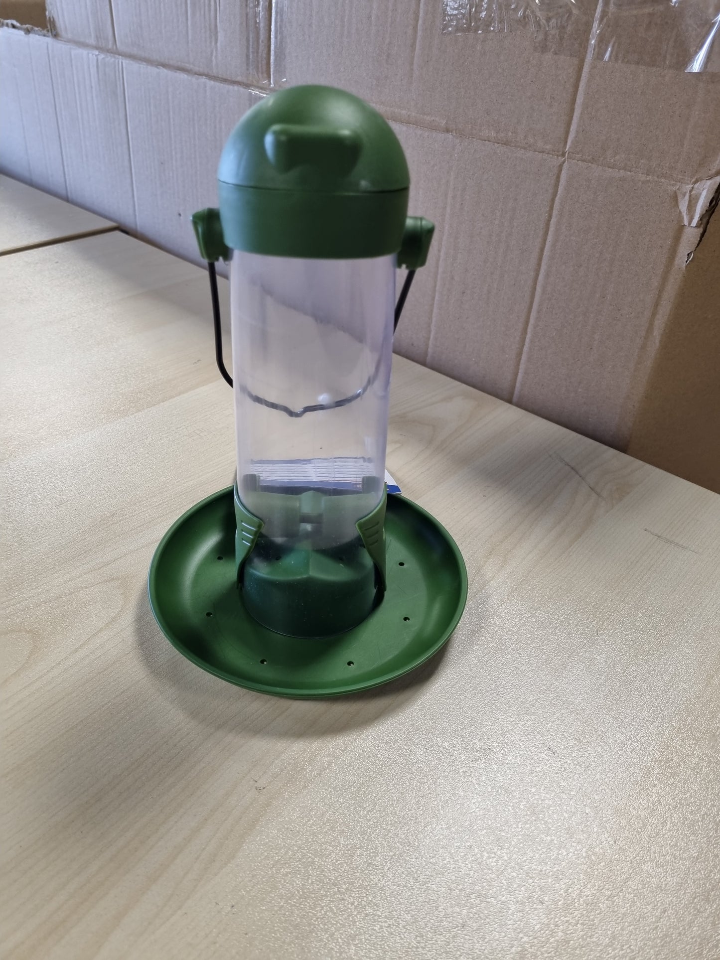 242937 - TRIXIE Kolonë Ushqyese 55624 për Jashtë, 500 ml/22 cm