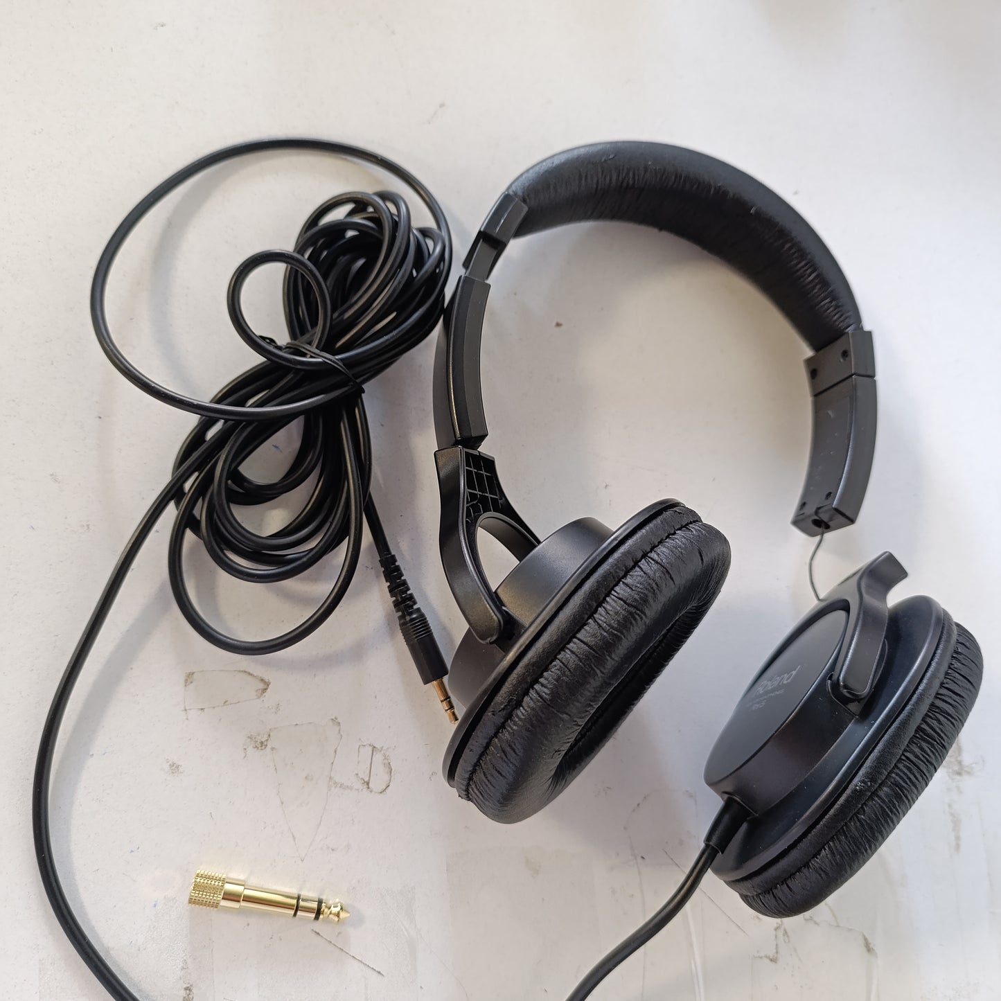 266470 - ROLAND Kufje monitoruese RH-5 për prodhim të përditshëm dhe dëgjim muzike