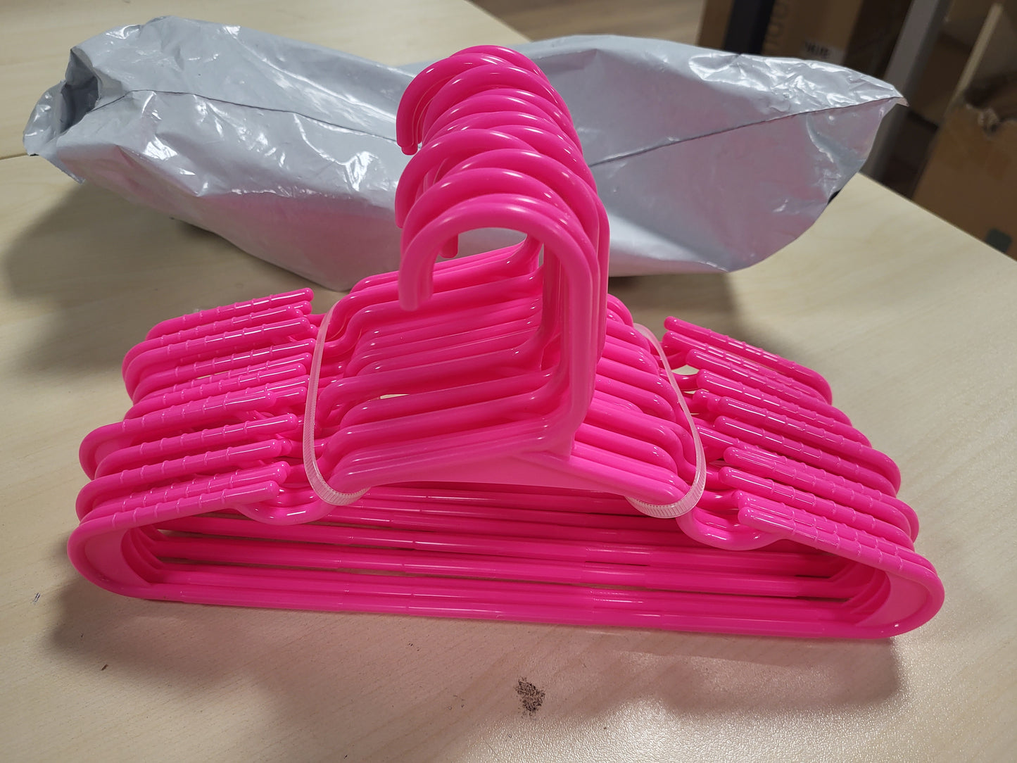 216028 - UTOPIA HOME Pako me 40 Varëse Rrobash për Fëmijë - Varëse Rrobash Plastike 11.5" për Foshnje dhe Fëmijë