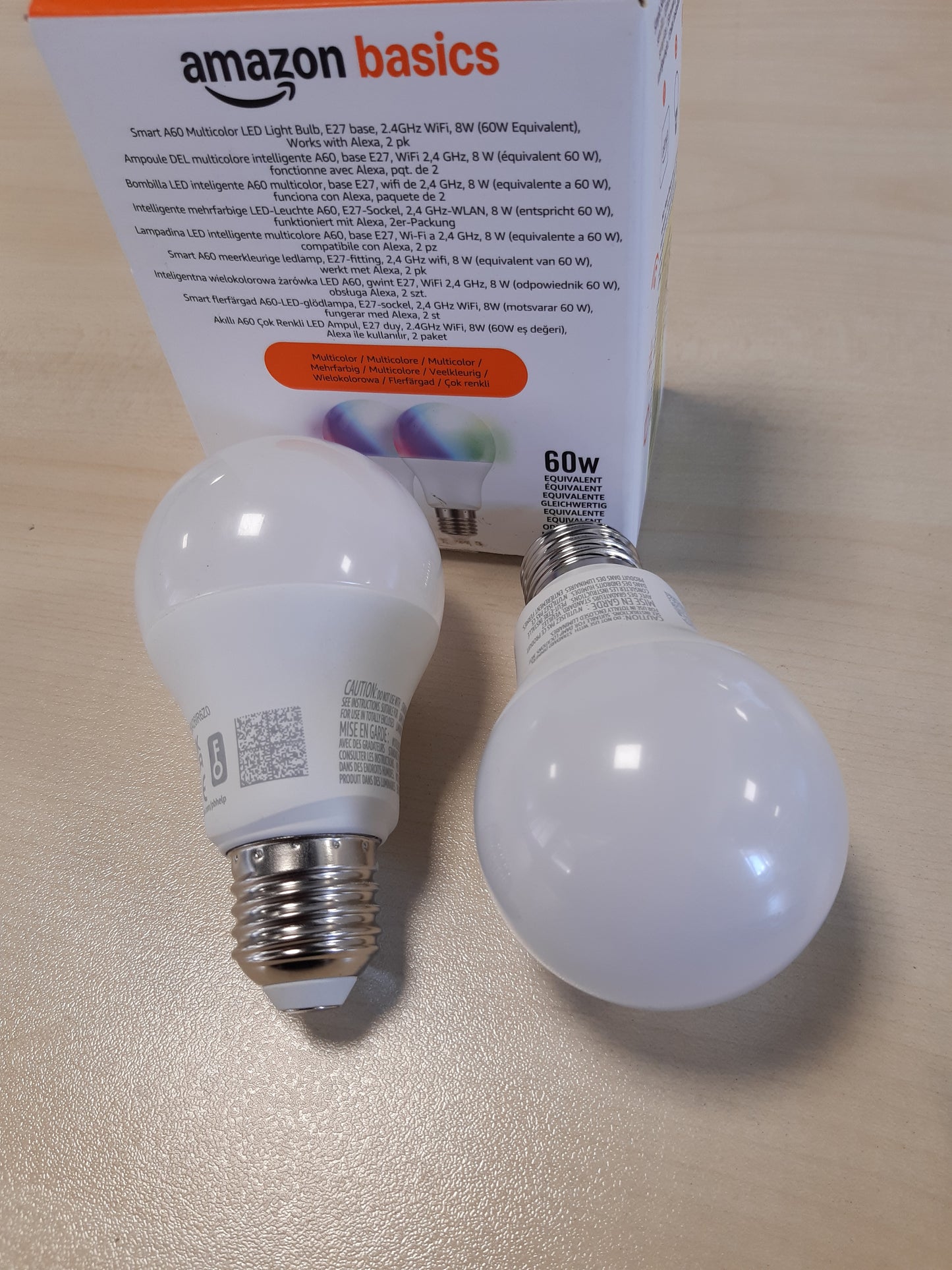 205938 - AMAZON BASICS Llambë LED Inteligjente Shumëngjyrëshe, Prizë E27, 8W (Ekuivalente me 60W), Funksionon Vetëm me Alexa, Pako me 2