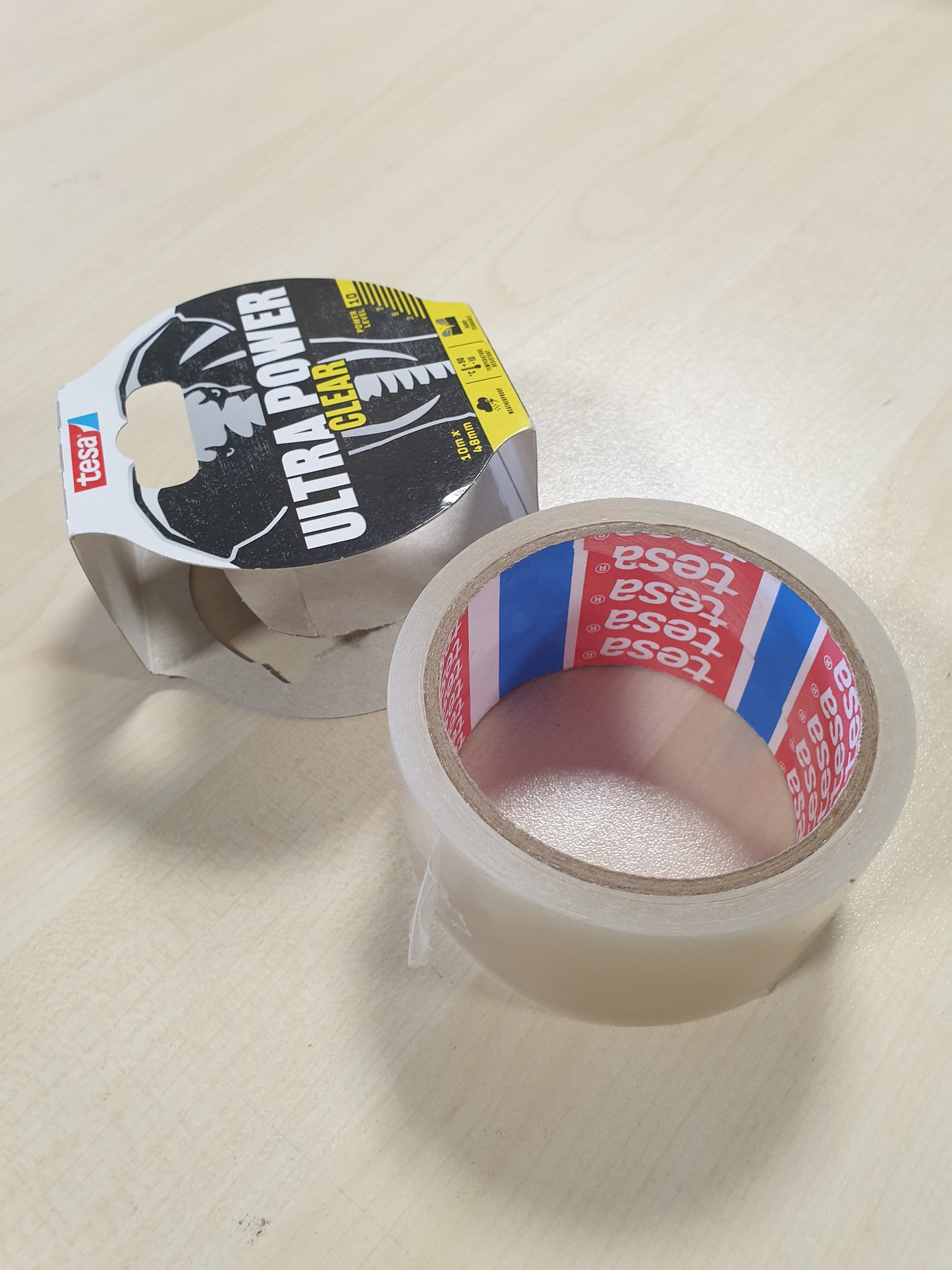 163988 - TESA Shirit Riparimi Transparent Ultra Power Clear, i Grisshëm me Dorë, Rezistent ndaj Motit - 10 m x 48 mm