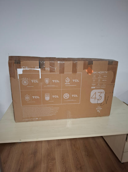 123422 - TCL - TV Smart LED 43V6C, 43, 4K UHD, HDR4K, Google TV me Panel të Lakuar, Dolby Audio, Motion Clarity, i Pajtueshëm me Google Assistant dhe Alexa
