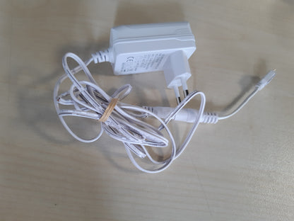 224863 - Paulmann 79832 Furnizues Universal me Energji në Plug, 12 Watt, 230/12V DC, Transformator Plastik