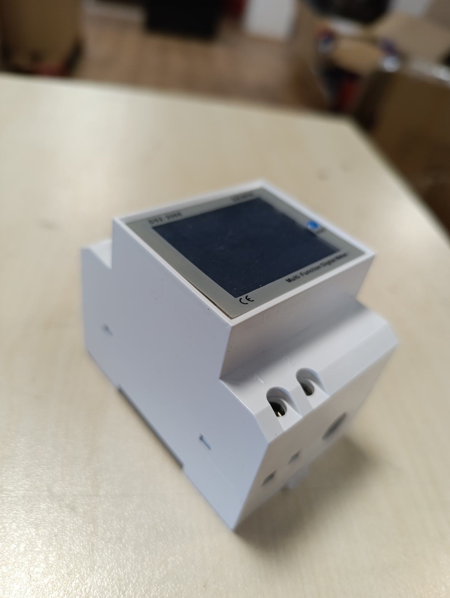 223375 - DEWIN Matës elektrik energjie LCD me shinë DIN, 6-në-1, AC 40-300V