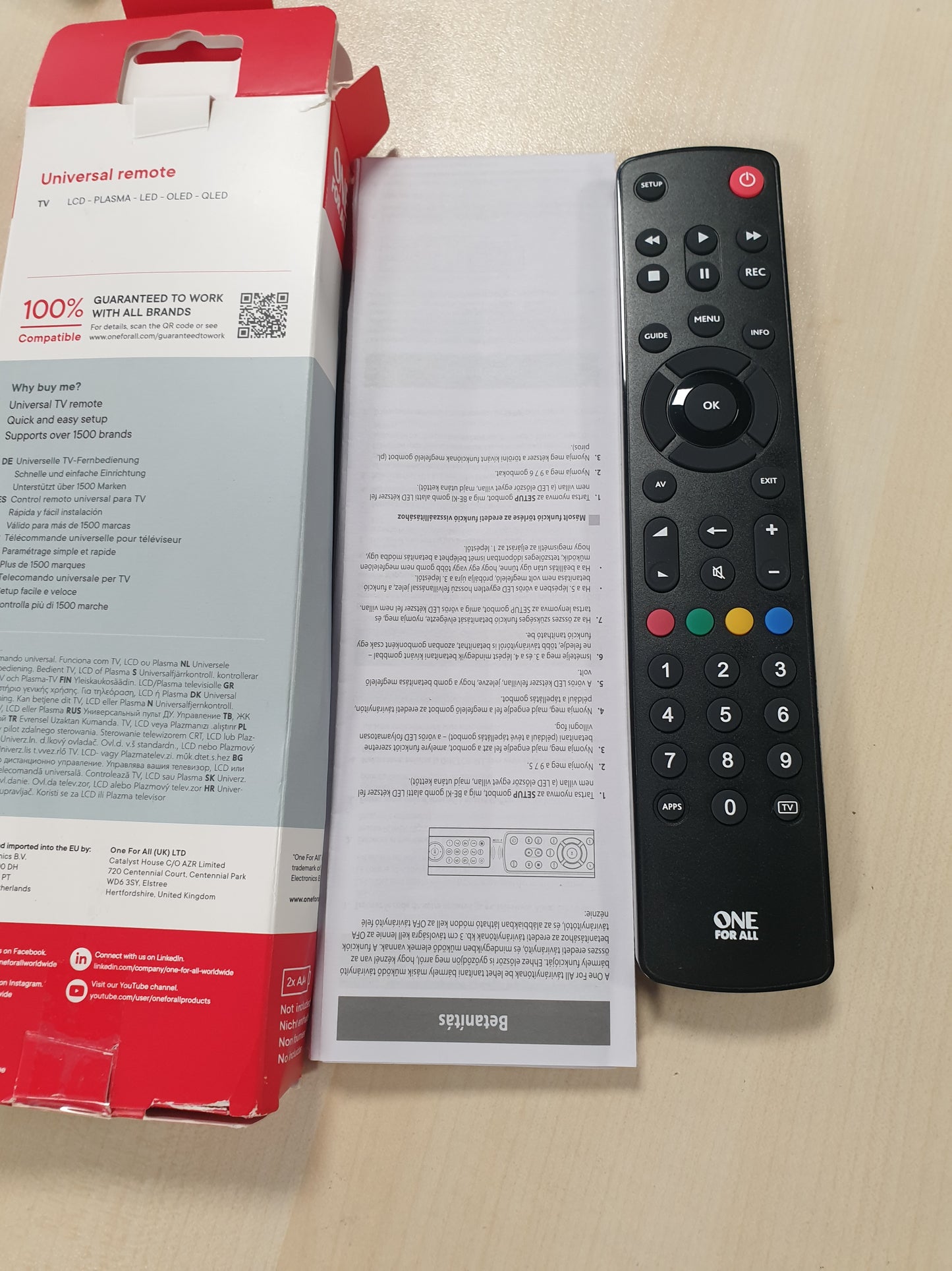 190049 - CONTOUR Telekomandë Universale TV URC1210, për të Gjithë Markat e Prodhuesve, E Zezë