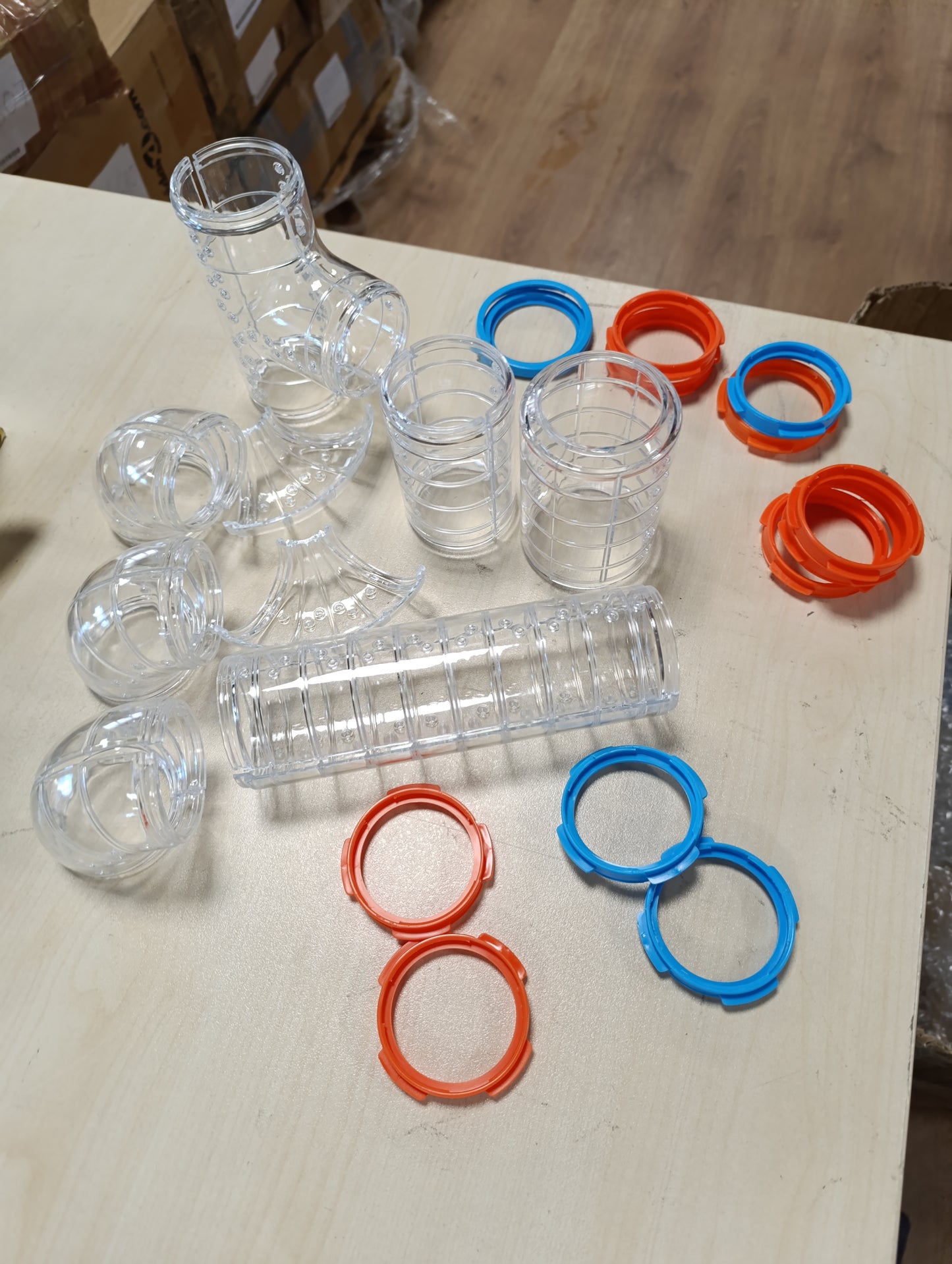 222998 - FERPLAST - Set tubash për hamster, 9 pjesë, tunele transparente, vrima ventilimi, kthesa dhe lidhëse