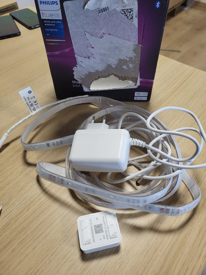 245281 - PHILIPS Shirit LED 3 metra për ambiente të brendshme, dritë e bardhë dhe me ngjyra, set bazë me 1 copë, kontroll me aplikacionin Hue, funksionon me Alexa, Google Assistant dhe Apple HomeKit