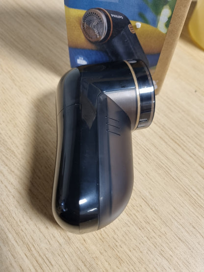 224586 - PHILIPS Heqës pushi 8800 RPM, Teh i madh, 3 madhësi rrjete, Funksionon me 2 bateri AA, Dizajn kompakt (GC026/80)