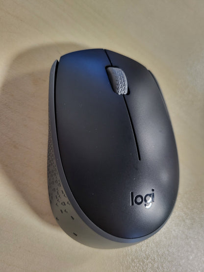266962 - Logitech M171 Maus pa tel për PC, Mac, Laptop, 2.4 GHz, marrës mini USB, gjurmim optik, jetëgjatësi baterie 12-mujore, Ambidextrous, i zi