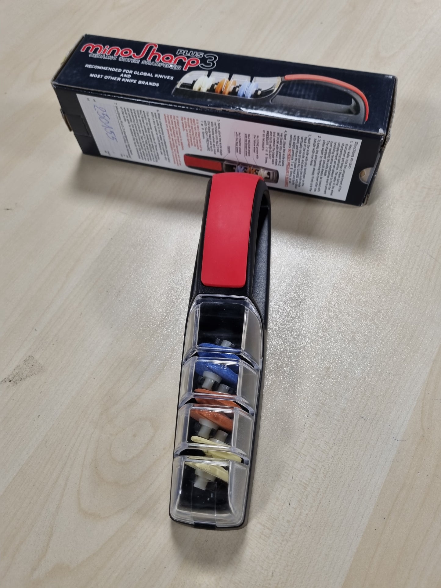 250155 - MINOSHARP 550-BR Plus 3 Universalschleifer, i zi/i kalbur, material plastike