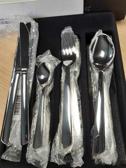 170114 - ARCOS - Set Takëmesh me 24 Pjesë Toscana, për 6 Persona - 6 Lugë, 6 Thika, 6 Pirunë dhe 6 Lugë Ëmbëlsire, Argjend