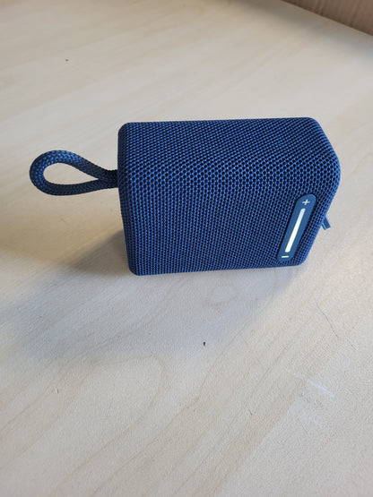 268693 - NGS ROLLER FURIA 1 BLUE, Altoparlant Portativ Bluetooth, Ndriçim RGB, IPX6 Rezistent ndaj Ujit, 15 W, TWS, PORTA USB, Bateri 9 Orëshe, Blu