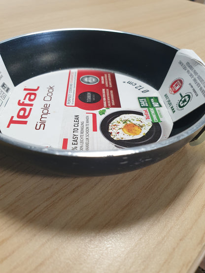 256881 - TEFAL Tigan mini B57000 Simple Cook 12 cm, shtresë jo ngjitëse, pastrim i lehtë, dorezë e fiksuar me thumba, sinjal termik, e zezë (jo e përshtatshme për soba me induksion)