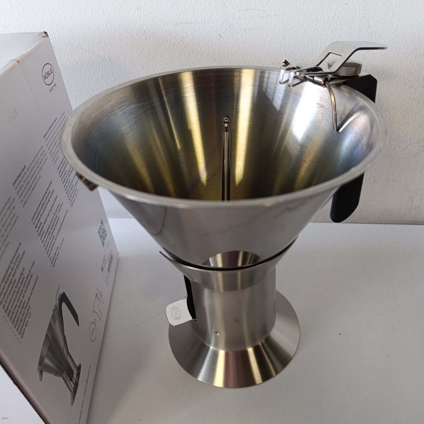 195087 - RÖSLE Gyp për Fondant, Çelik Inox 18/10, Me Shkallë Të Brendshme dhe Gryka Të Ndërrueshme, Për Shpërndarjen e Lëngjeve, Cilësi e Lartë