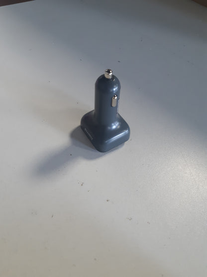268390 - HAMA - Transmetues FM me Bluetooth, përshtatës Bluetooth për makinë, vend për kartë Micro SD, vend për USB, zbulim pajisjesh për karikimin e tabletave, telefonave inteligjentë