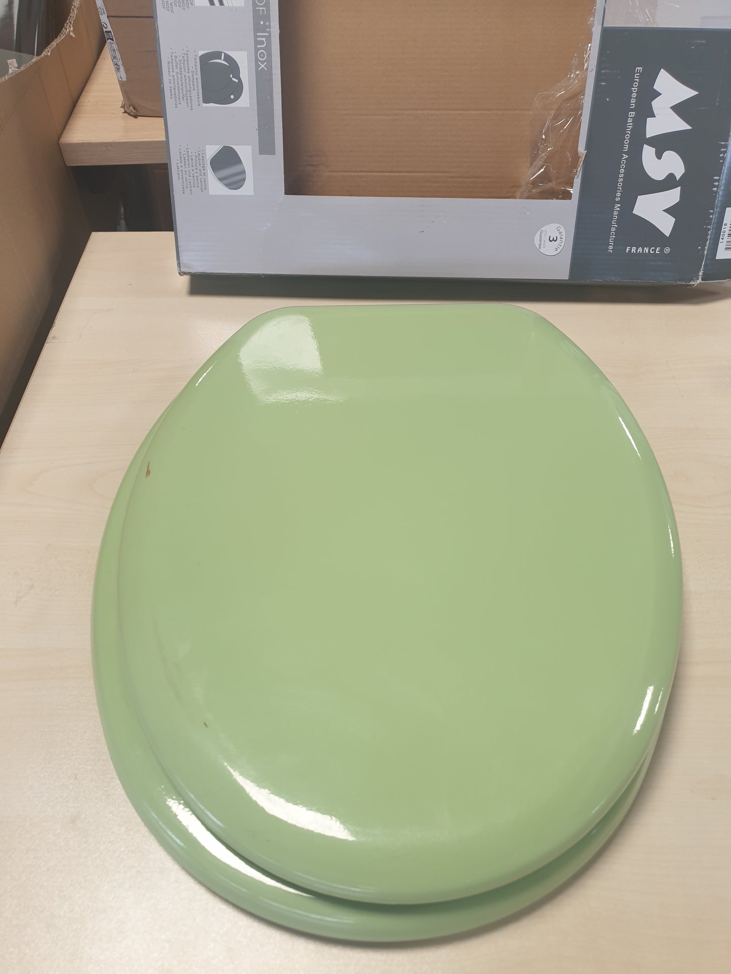 247486 - MSV Kapëse Tualeti MDF Modeli CLEO, mentesha çeliku inox, me parakolp me mbyllje të butë, jeshile bajameje