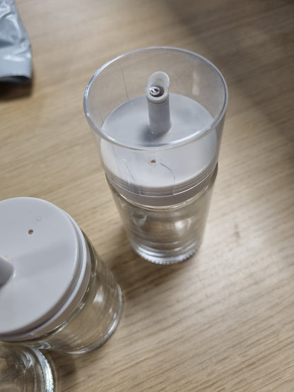 210910 - Pako me 3 shishe të vogla qelqi të papërshkueshme nga rrjedhjet për vaj dhe uthull - Perfekte për përdorim në kuzhinë - 3.38oz secila