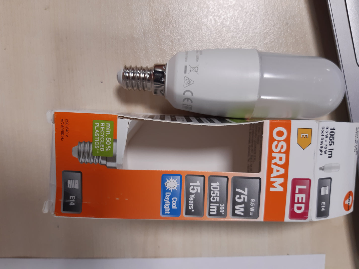216590 - OSRAM LED Star Classic STICK, llambë LED mat E14, e bardhë dite (6500K), 1050 lumen, zëvendësim për 75W, pako me 1