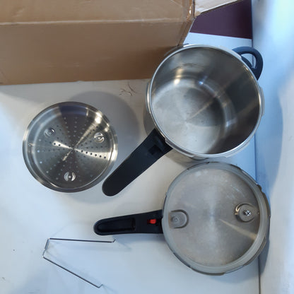 226313 - TENXHERE me presion prej çeliku inox me avullore Amazon Basics, 6 litra, argjendi