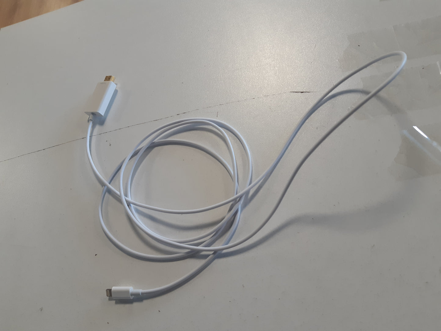 269264 - [I Certifikuar nga Apple MFi] Kabllo Lightning në HDMI për iPhone në TV, Përshtatës AV Dixhital 1080P Lidhës Sinkronizimi i Ekranit i Kompatibël me iPhone 14 12 11 XS XR X, për Monitor Projektori TV, 2M